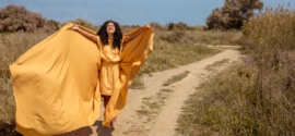 Effortlessly Beautiful Flowy Prom Dresses and Hat-Making Supplies for Customized Look