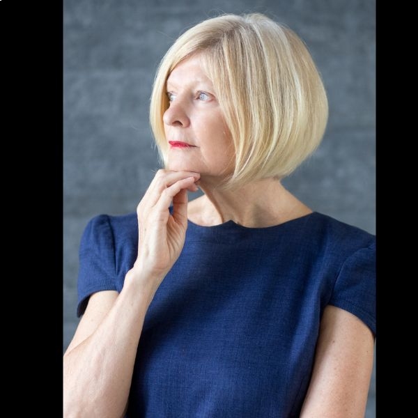 Wispy Bangs with Short Layers